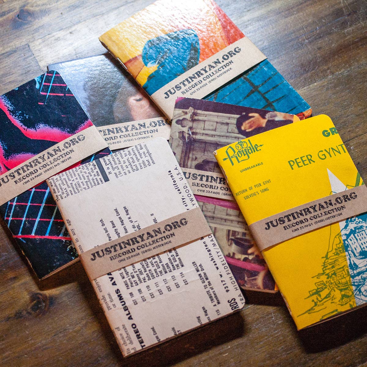 Vintage Vinyl Notebook - 32 page memo book: Lined