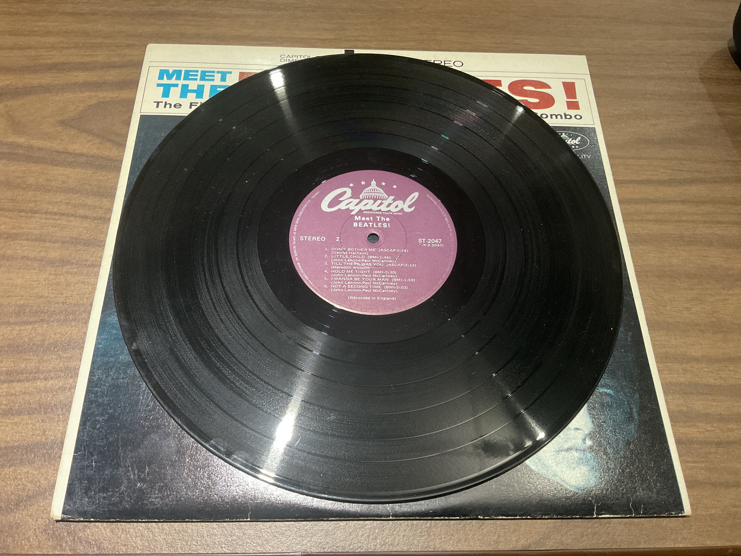 The Beatles - Meet the Beatles!