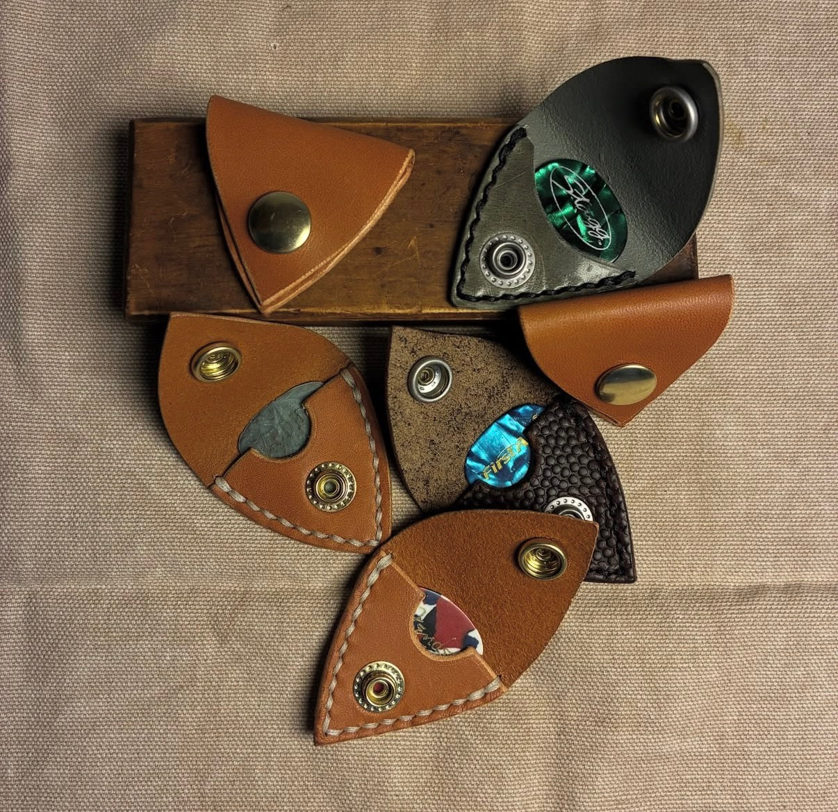 Cary Leather & Canvas “Pick Pocket”